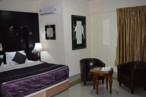 Отель Citiheight Hotel  Ikeja